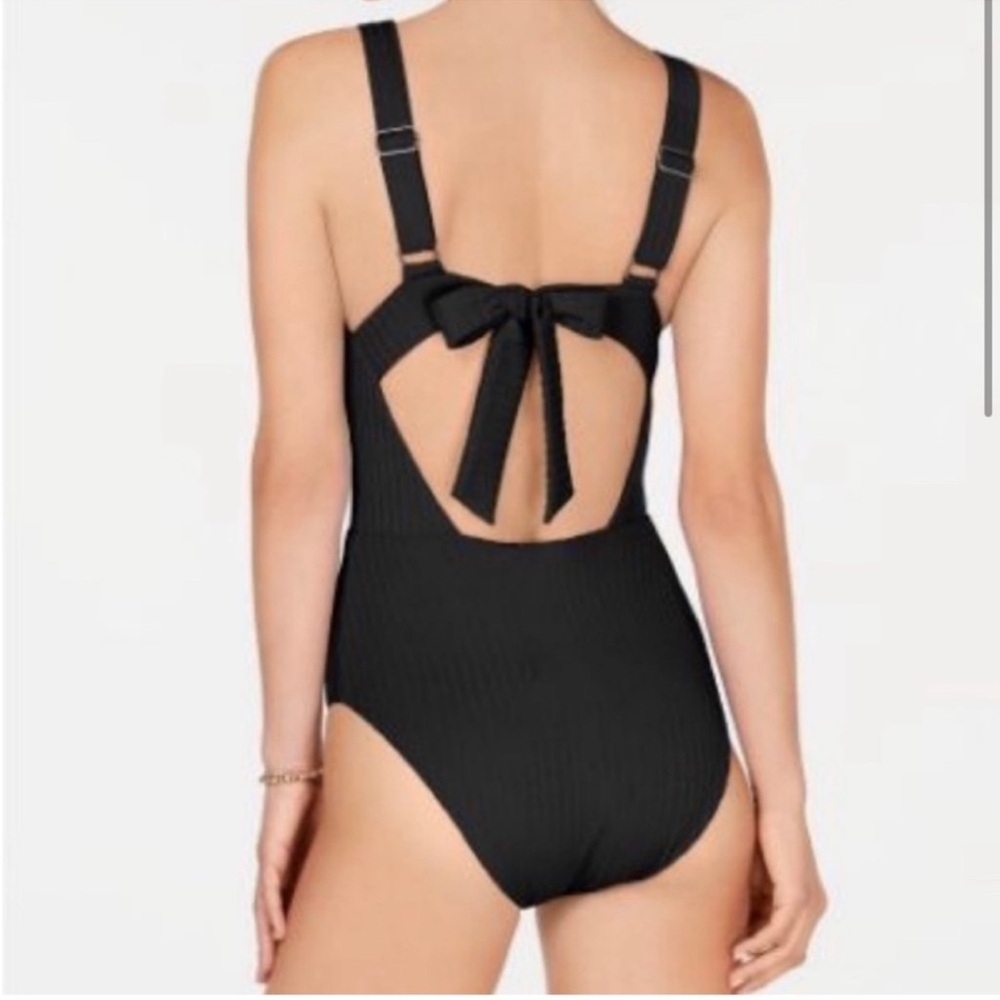 BECCA Loreto Black Ribbed V Neck One Piece SZ: M - Picture 3 of 6